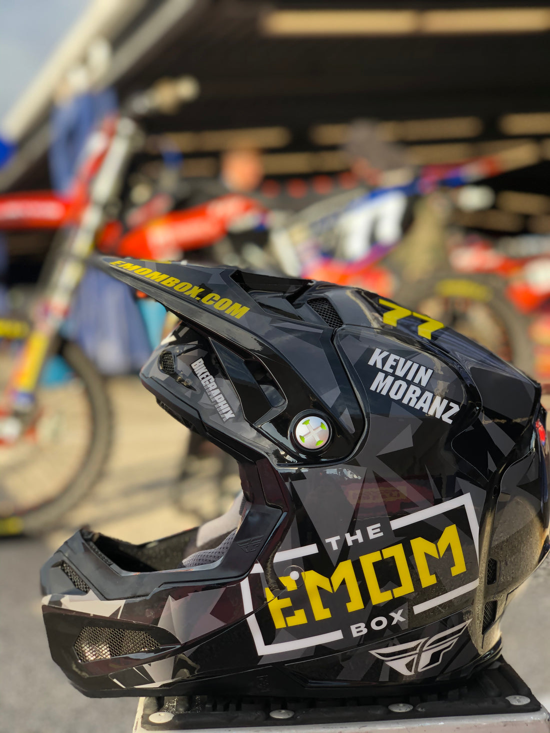 Kevin Moranz Round 4 Helmet Wrap - EMOM BOX